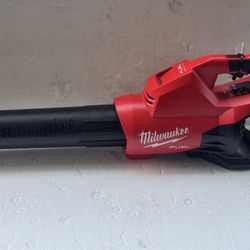 Milwaukee M18 FUEL Dual Battery 145 MPH 600 CFM 18V Lithium-Ion Brushless Cordless Handheld Blower (Tool-Only)