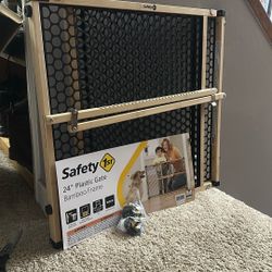 Brand New Baby Gate 