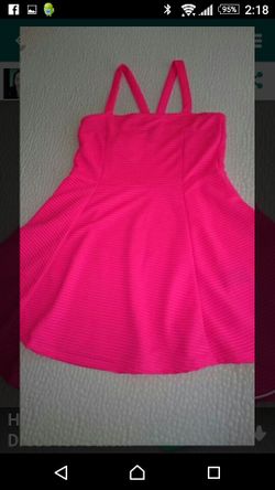 Cute neon pink dress. Great for summer parties!