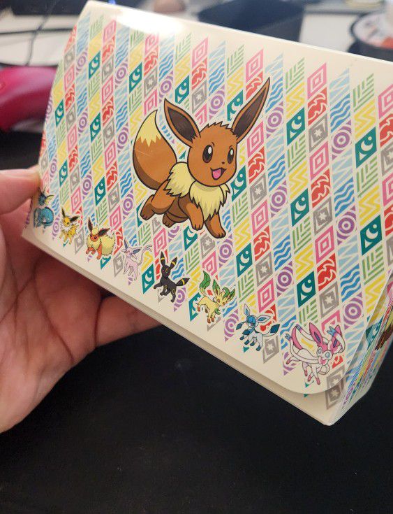 Pokemon TCG Pokémon Center Eevee Prismatic Double Deck Box