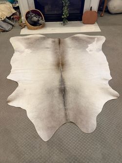 Large Genuine Colombian Cowhide Rug – 6'10" x 6'5" – Brand New