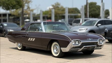 1963 Ford Thunderbird