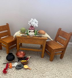 Vintage Historic  American girl Josefina birthday treats and cocina set! $380 for all! Price is firm! Pet and smoke free home. Pick up oviedo.