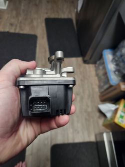 New Cummins DEF Doser Valve for Sale