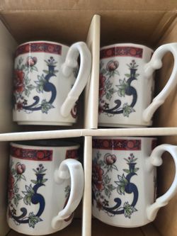 Mikasa Annette 4-Piece Coffee Mug Set w/ Original Box, (Firm on price)