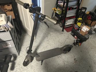 Electric scooter