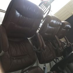 Comfy Office Chairs *PENDING PICK UP**