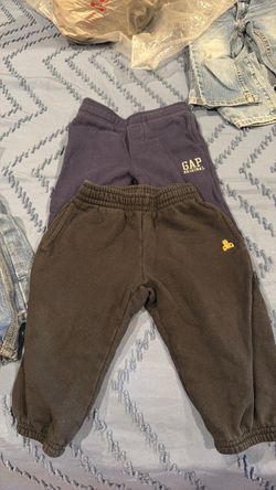 Gap sweats and Levi’s pants