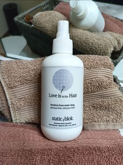 LOVE IS IN THE HAIR Static Blok Spray (8 oz.)