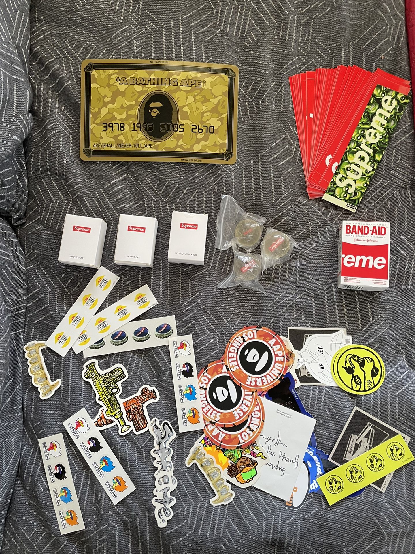 Supreme Accesories