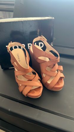 Torrid Wedges 8 wide