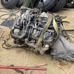 Motor 6.0 2006 Al 2012 De Gasolina Isuzu NPR En Buenas Condiciones Com Transmisión $7