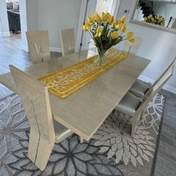 Dining / Kitchen Table and Chairs