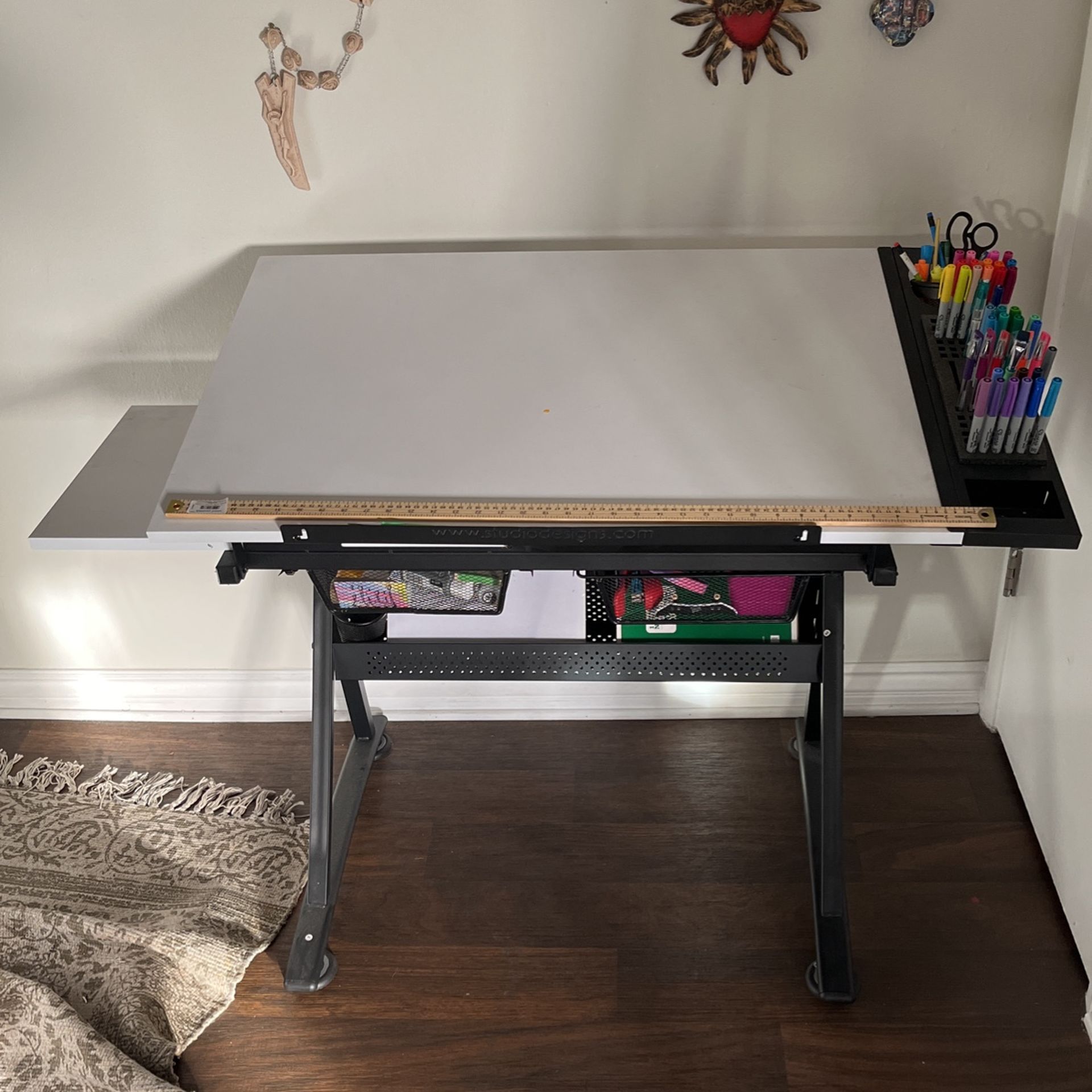 Drafting Table / Drawing Table for Sale in Huntington Beach, CA OfferUp