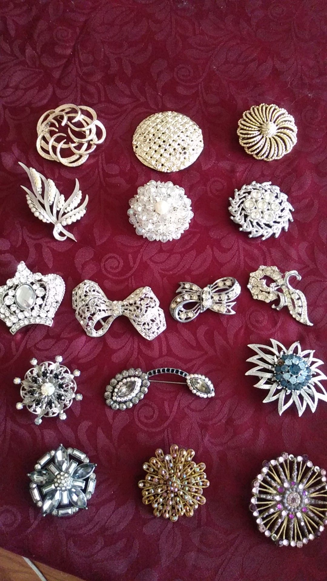 Women's Brooches
