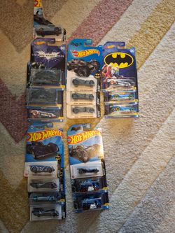Hot Wheels 17 Batman series cars