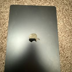 M2 (2022) Apple MacBook