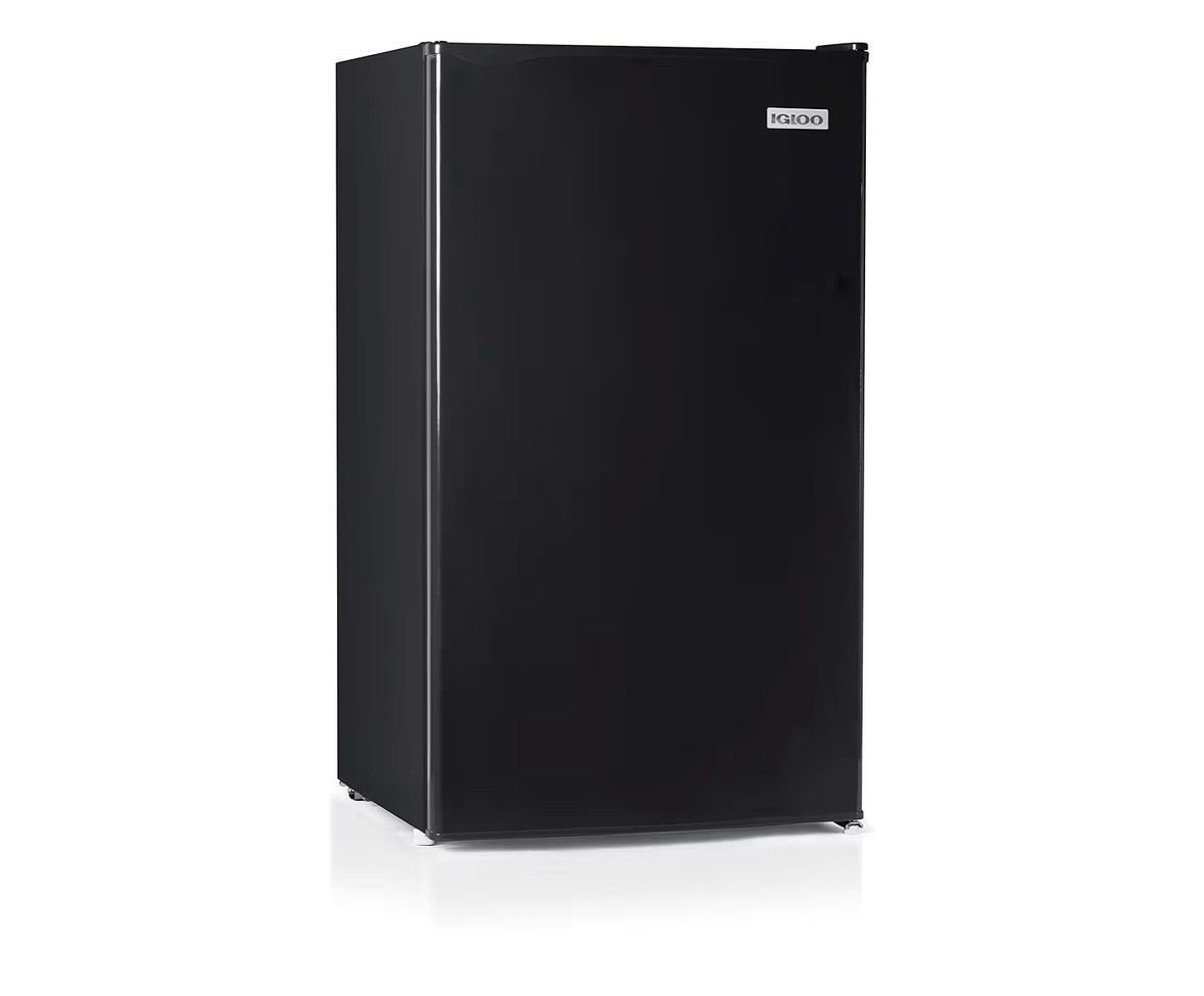 Igloo mini fridge