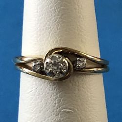 14k diamond ring, yellow gold,2.80 grams,size 4.25