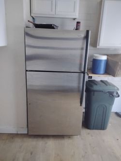 Whirlpool fridgerator