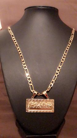 Santa cena charm and chain