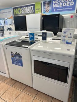 Whirlpool Washer 4.8 Cu Ft and Dryer Gas