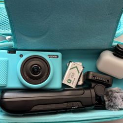 Sony VZ-1F Vlogging Camera And Accessories 