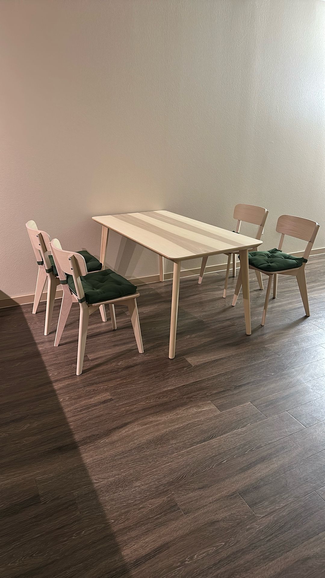 Dining Table Set