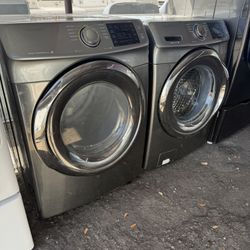 Samsung Frontload Washer And Dryer Set