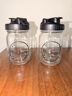 Customizable wedding drinking jar set