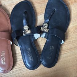 Woman's Michael Kors Sandals Size 8  