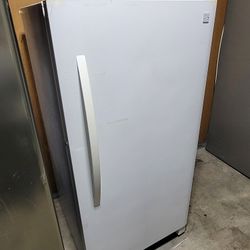 Kenmore 30" Wide 14cu Ft Upright Freezer Automatic Defrost Vertical Freezer 