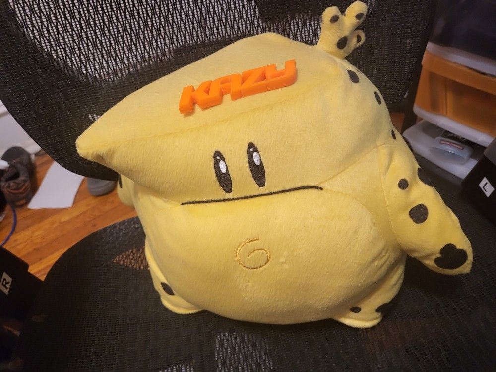 Kick The Cheat Plush (WORKING SOUND)