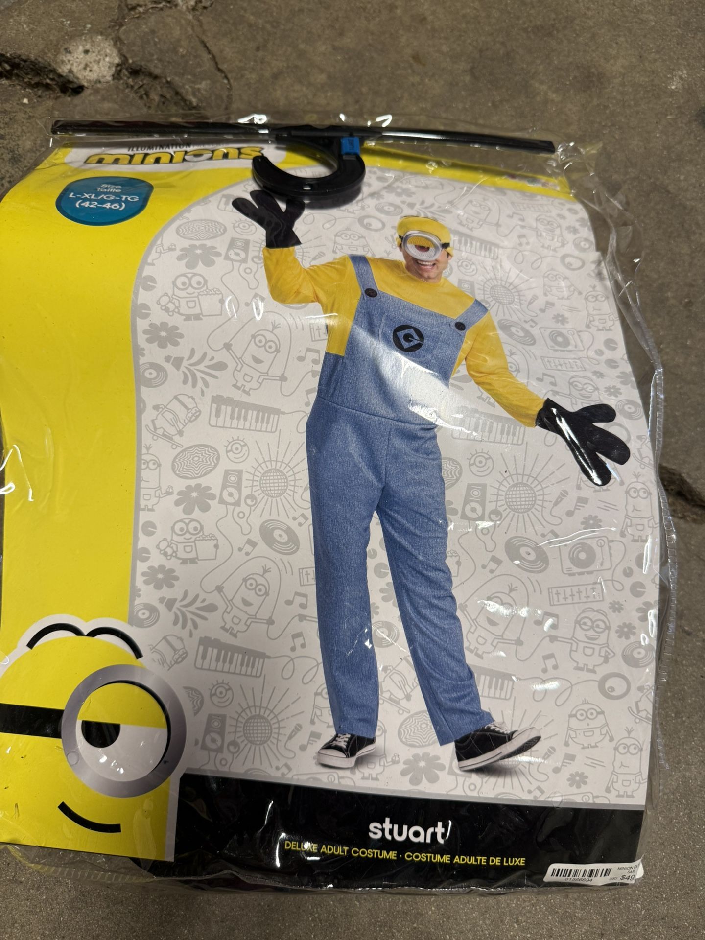 Men’s Minion Costume