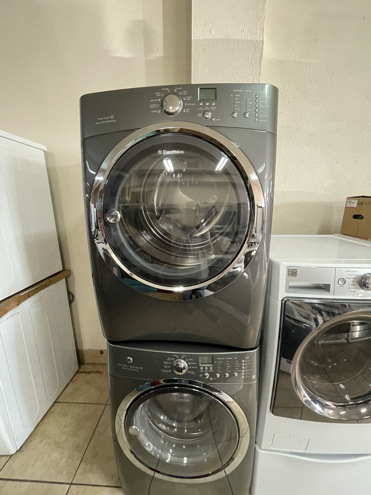 Electrolux Front Load Washer And Electric Dryer 