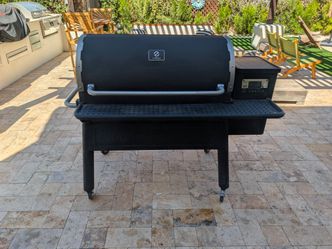Z Grills Wood Pellet Smoker Grill