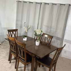 Gorgeous Vintage ASHLEY FURNITURE Dining Table with Extension & 6 Chairs