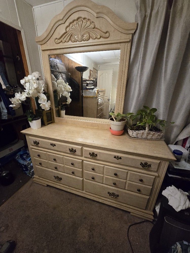5 Piece Bedroom Set
