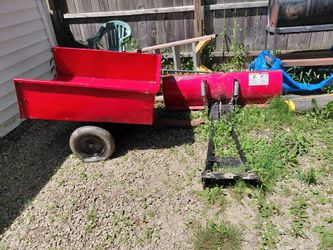 Snowplow and trailer.
And under carriage.