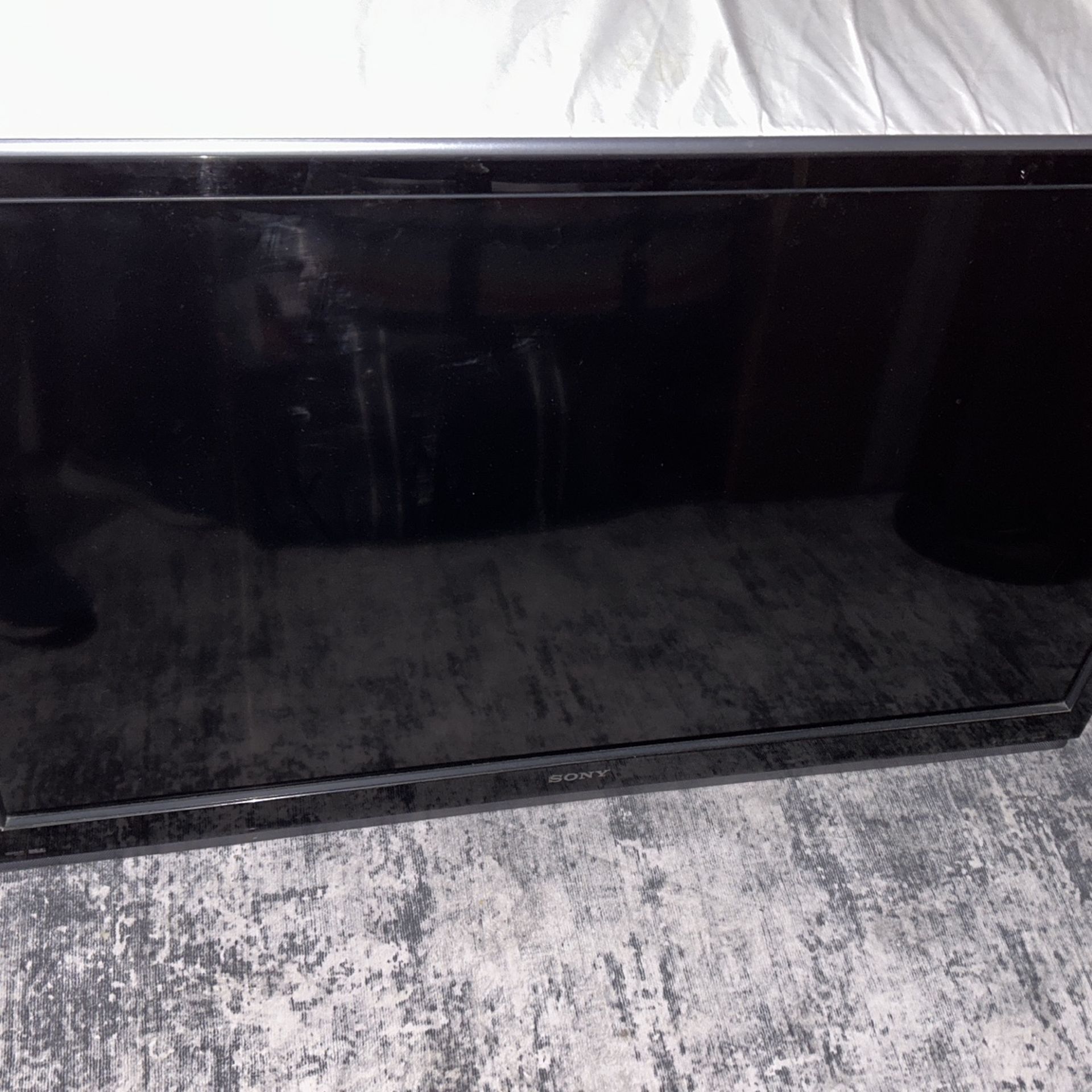 50” SONY TV