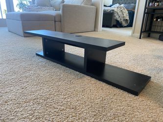 Wall Mounted Shelf With Screws