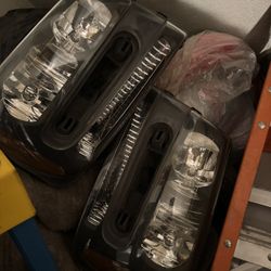 Trail Blazer 2005 Headlights 