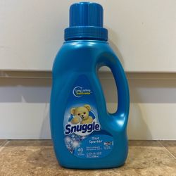 Snuggle fabric softener 40 loads