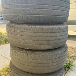 Tire Mercedes sprinter 2500 /3500