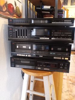 Fisher Synth/Amp/CD/Cassette 