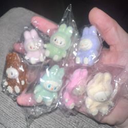 mini LABUBU