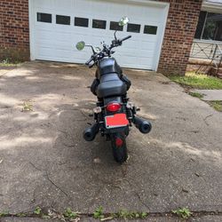 2017 Moto Guzzi V7