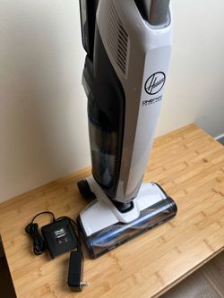 Hoover ONEPWR Evolve Pet Cordless Vacuum w/ 4.0Ah Battery & Charger