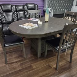 New Dinning Set With 4 Chairs