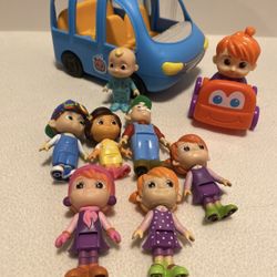Cocomelon Blue Family Talking VAN with Figures